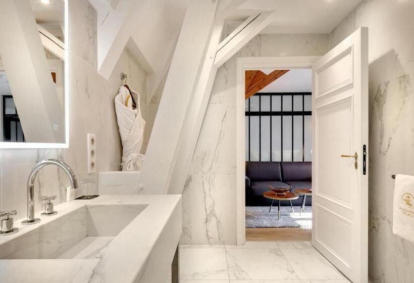 Люкс Вид на Сад, Alexandra Palace  La Maison Younan