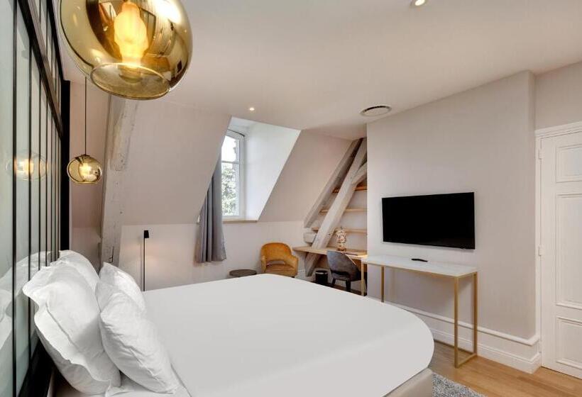 Люкс Вид на Сад, Alexandra Palace  La Maison Younan