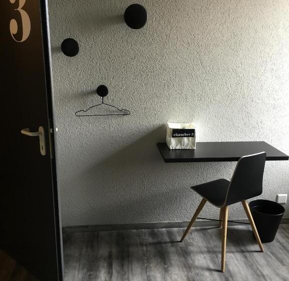Номер Стандарт Индивидуальный, Café Tivoli