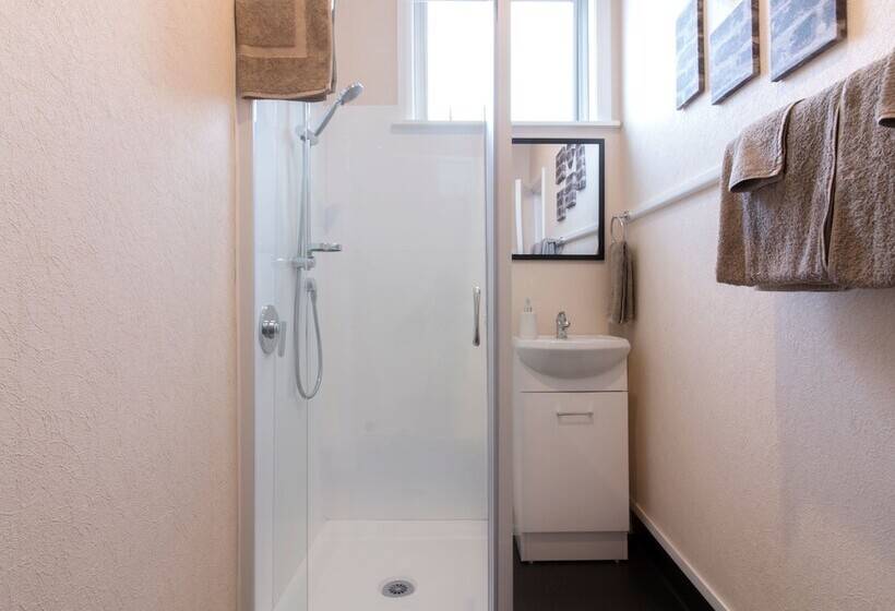 חדר סטנדרט, Masonic