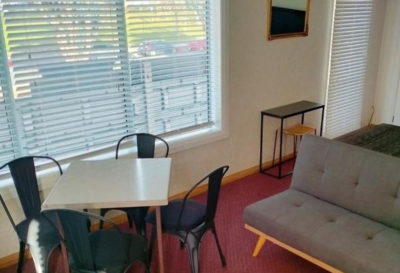 חדר משפחתי, Masonic