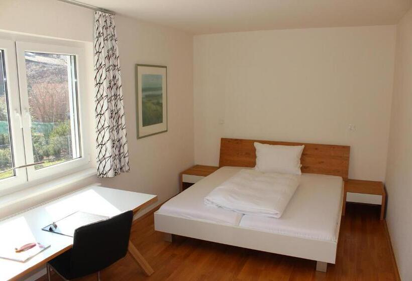 标准单人间, Boardinghouse My Maison