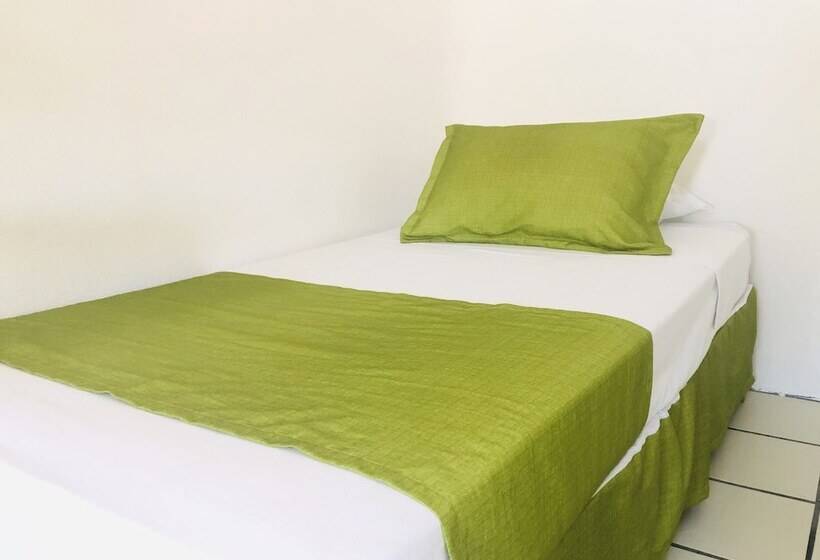 エコノミールーム, Casa Mexicana La Reyna