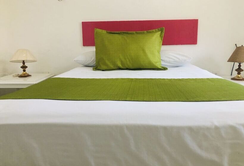 エコノミールーム, Casa Mexicana La Reyna