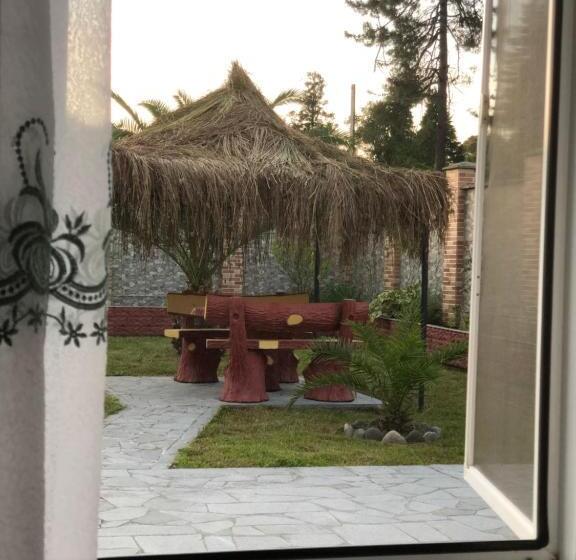 اتاق استاندارد, Guest House Guram