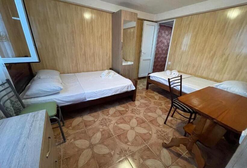 اتاق استاندارد, Guest House Guram