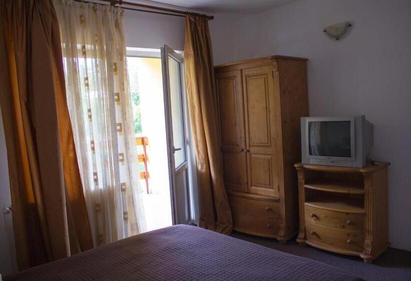 Номер Стандарт, Pension Belmonte