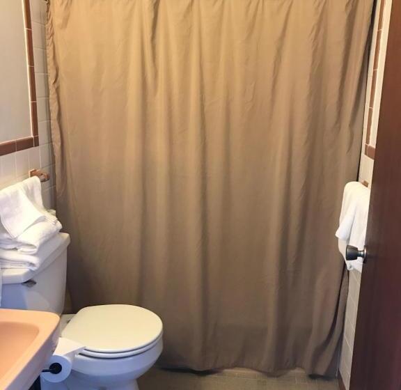 غرفة ديلوكس, Wachapreague Inn   Motel Rooms