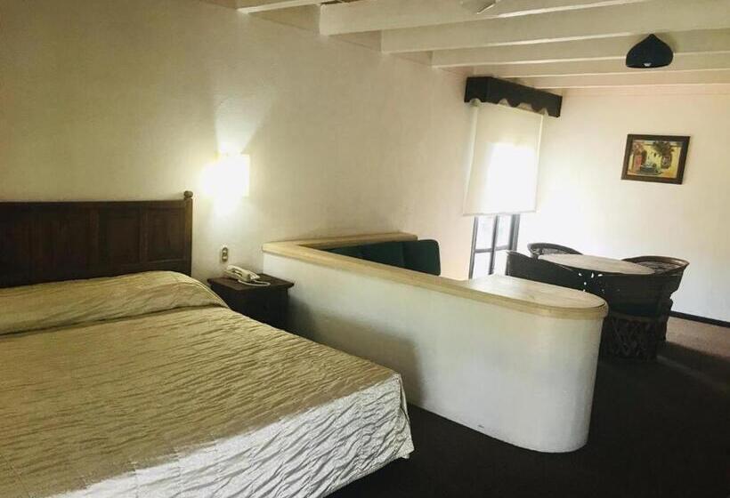 جناح, La Mansión