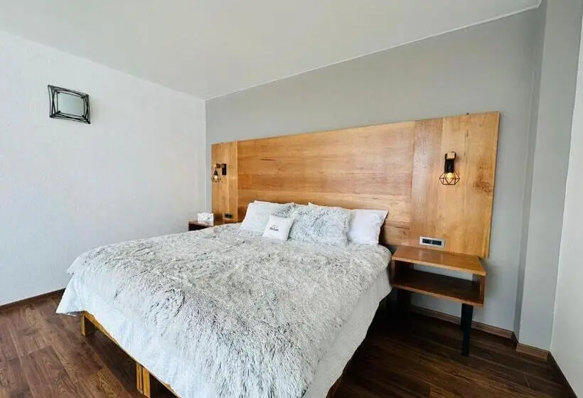 Suite with Terrace, La Mansión