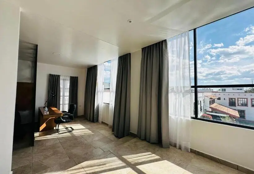 Suite with Terrace, La Mansión