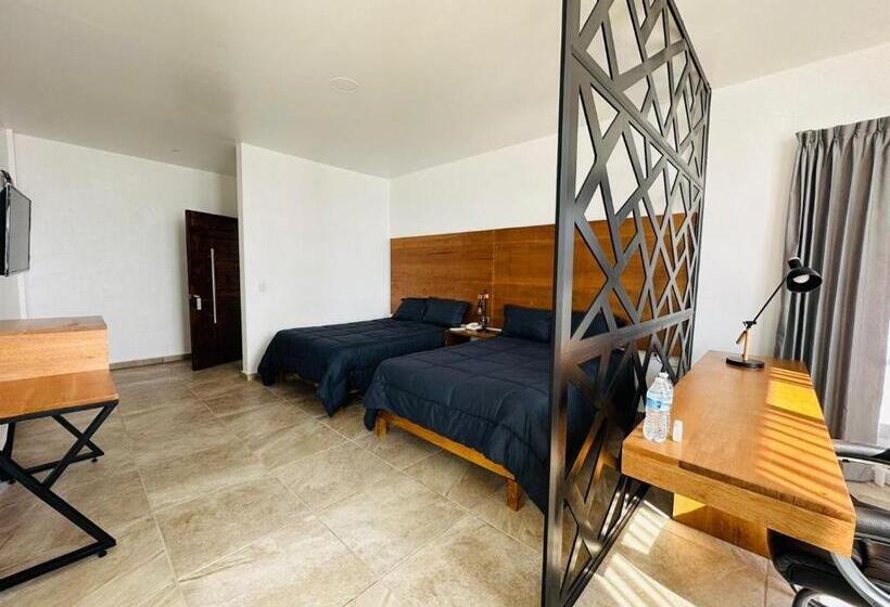 جناح مزود بتراس, La Mansión