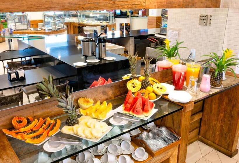 Deluxe Suite King Bed, Rodoserv