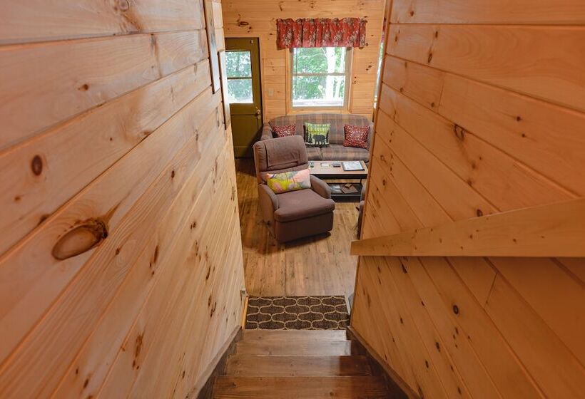 منزل غرفة نوم واحدة, Motel Long Lake And Cottages