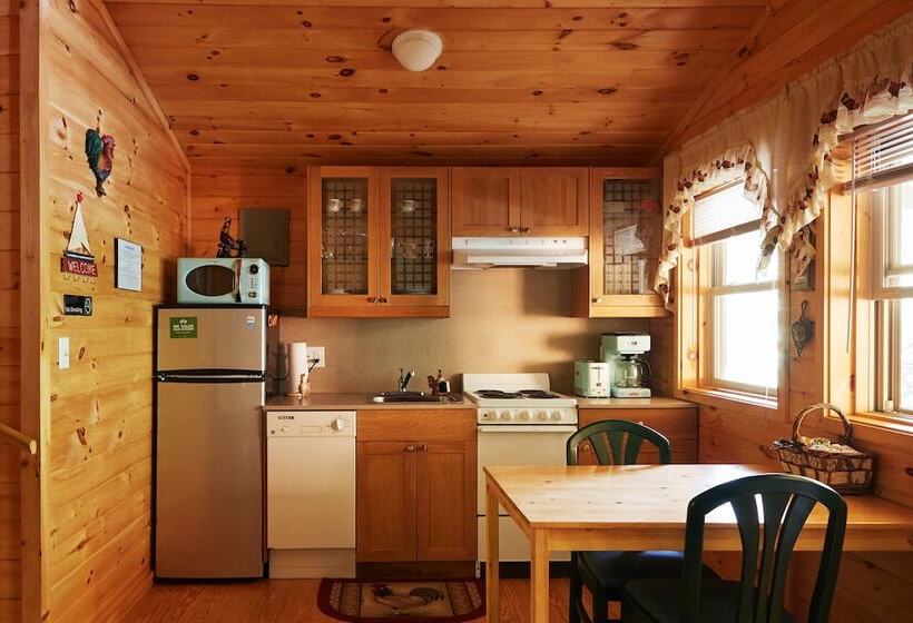 منزل غرفة نوم واحدة, Motel Long Lake And Cottages