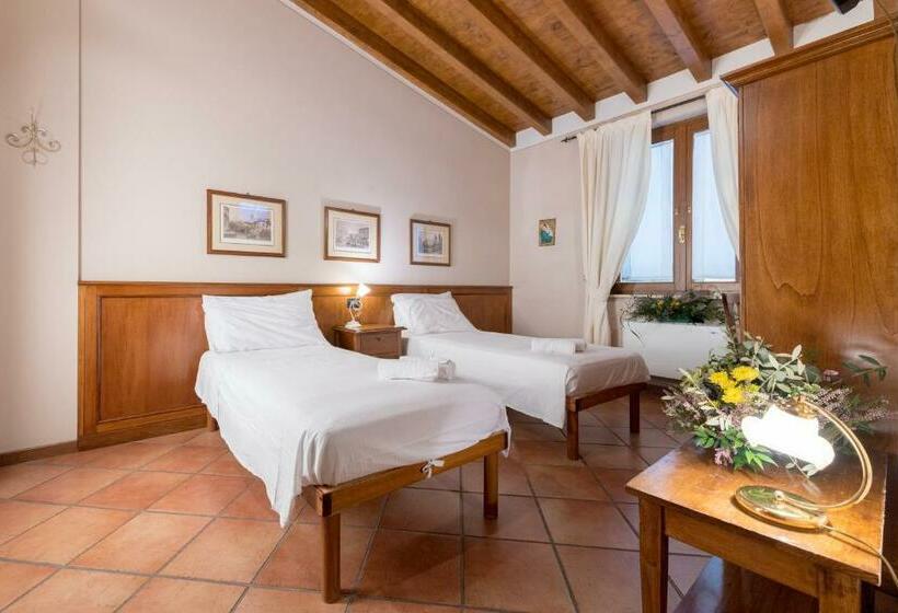 スタンダードルーム, Le Rondini