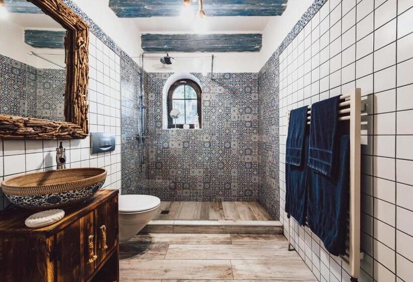 جناح ديلوكس, Resort Mlýn černovice