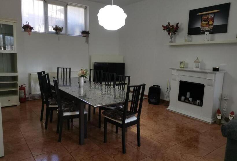 1 Yatak Odalı Ev, Casa Aurora