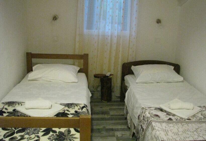 اتاق استاندارد با چشمانداز باغ, Skadar Lake Family Resort