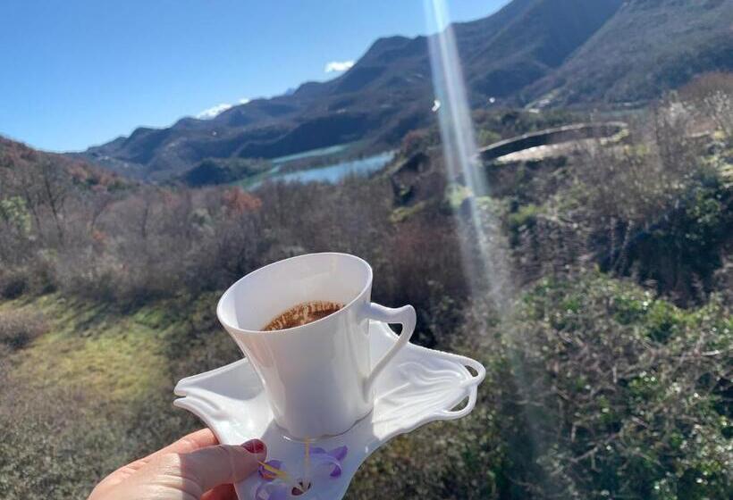 اتاق استاندارد سه نفره, Skadar Lake Family Resort