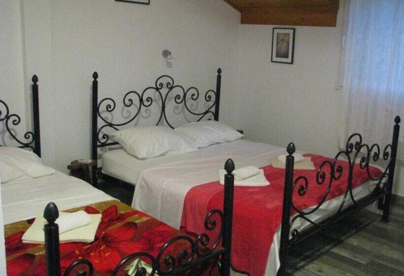 اتاق استاندارد سه نفره, Skadar Lake Family Resort