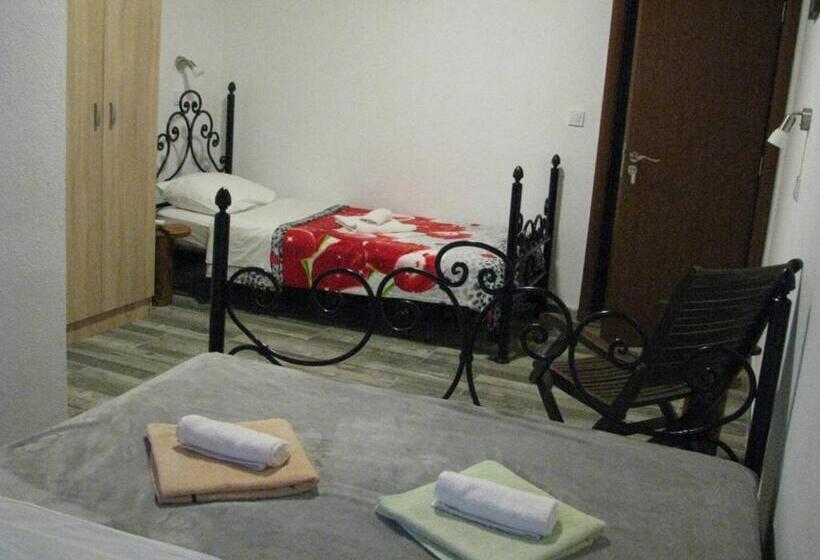 اتاق استاندارد سه تخته با چشمانداز باغ, Skadar Lake Family Resort