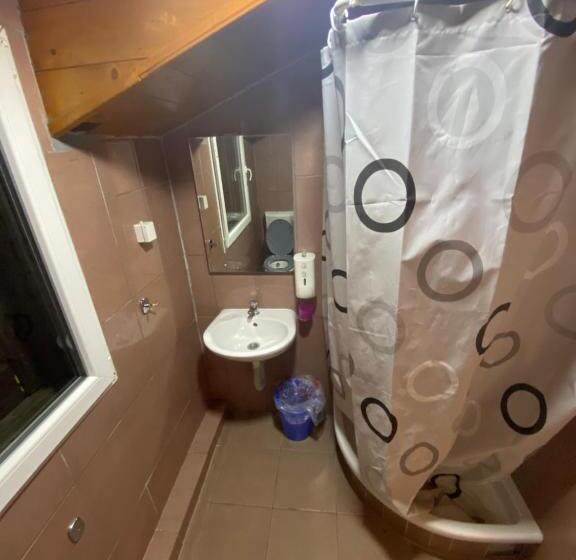 اتاق لوکس, Skadar Lake Family Resort