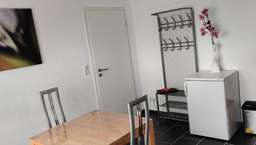 컴포트 룸, Pension Ramser