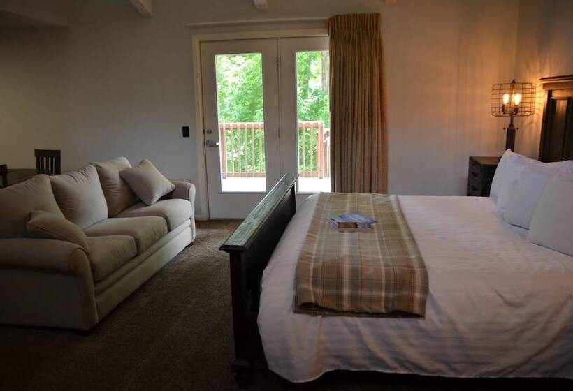 Президентский Люкс, The Retreat At Center Hill Lake