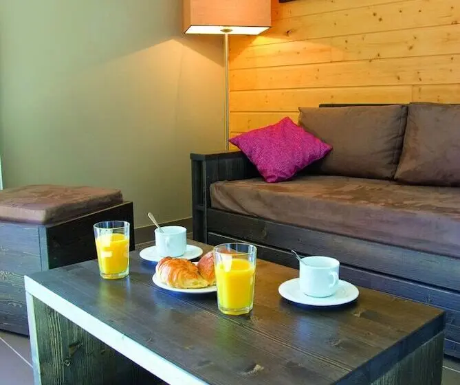 إستوديو قياسى, Lagrange Vacances Le Pic De L'Ours