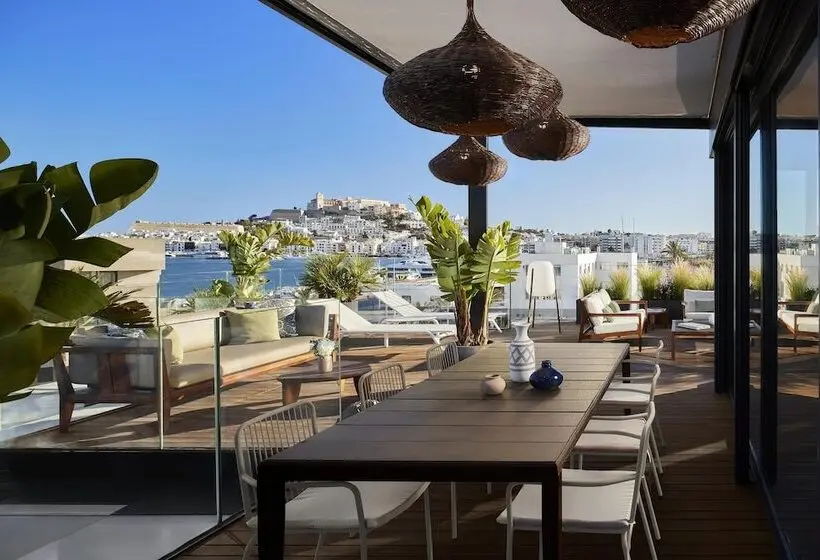 سوئیت پنت هاوس, Nh Collection Ibiza