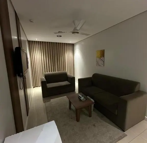 Perhesviitti, فندق صحاري نجران