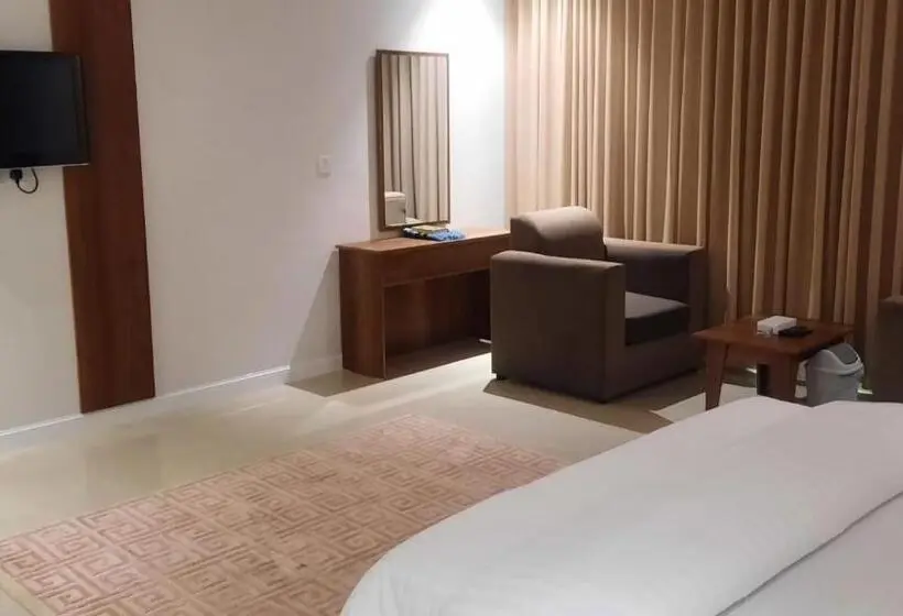 Perhesviitti, فندق صحاري نجران