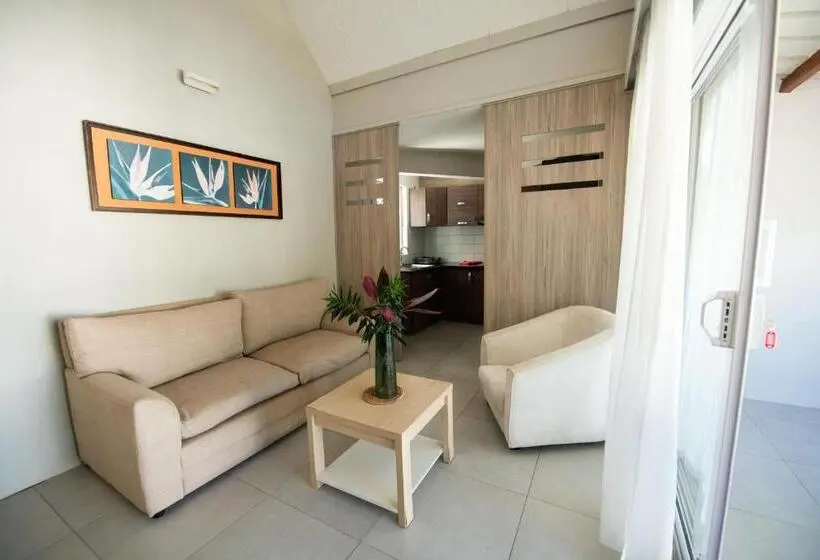 Triple Room Sea View, Holiblue