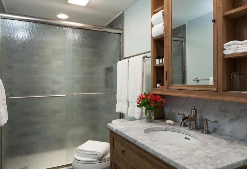 小室, Sugar Hill Inn