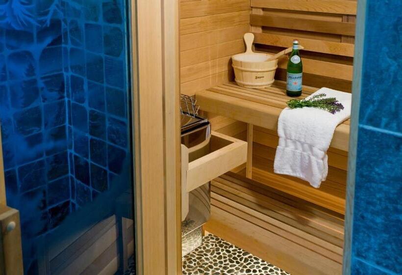 小室, Sugar Hill Inn