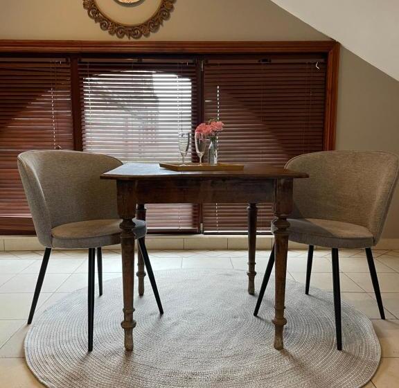 חדר סופריור, La Ferme Des Eglantines