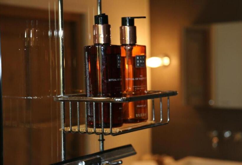 غرفة ديلوكس مطلة على حمام السباحة, Hof Van Volmersele   Luxury B&b