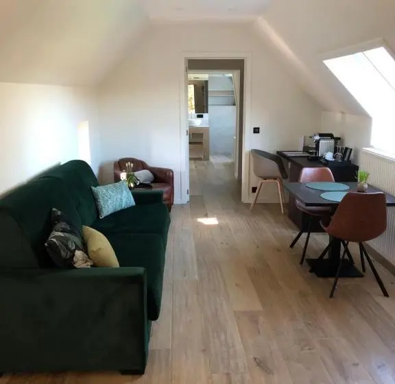 スーペリアースイート, Hof Van Volmersele   Luxury B&b