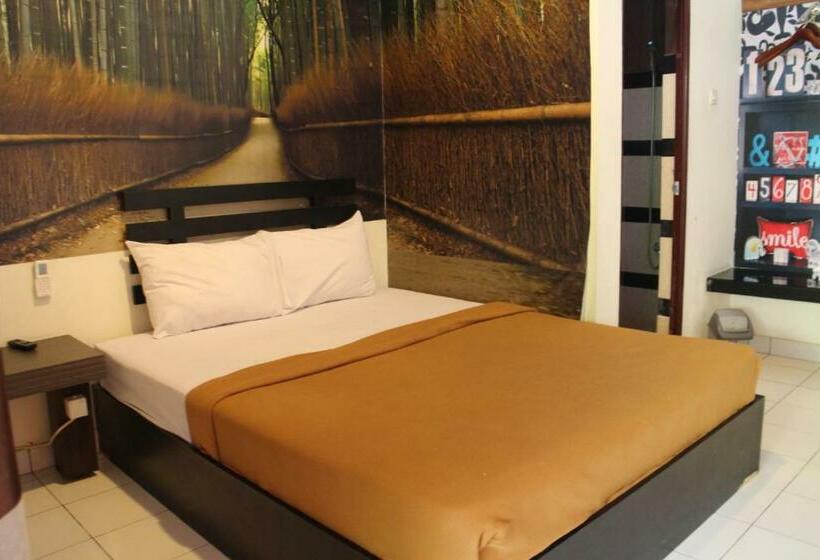 חדר סטנדרט, Lawaka