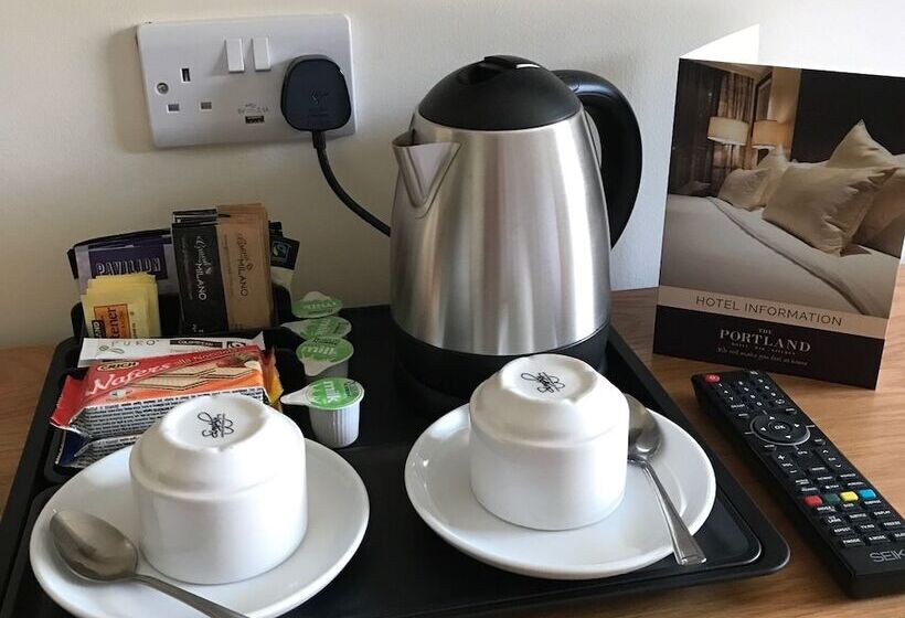 غرفة عائلية, The Portland