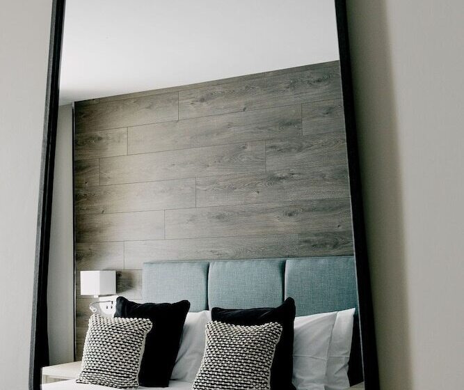 غرفة سوبيريور, The Portland