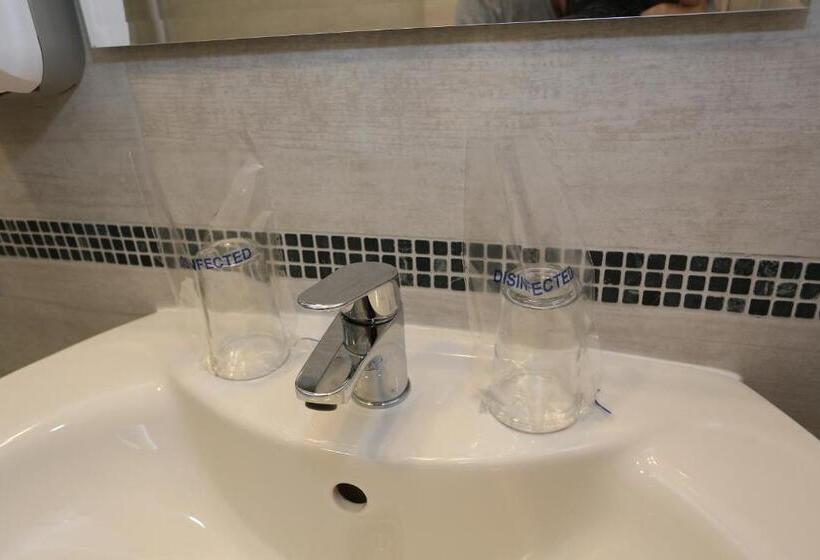 اتاق استاندارد, Konačište Grad B&b