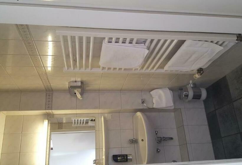 バルコニー付きデラックスルーム, La Chacra Pension