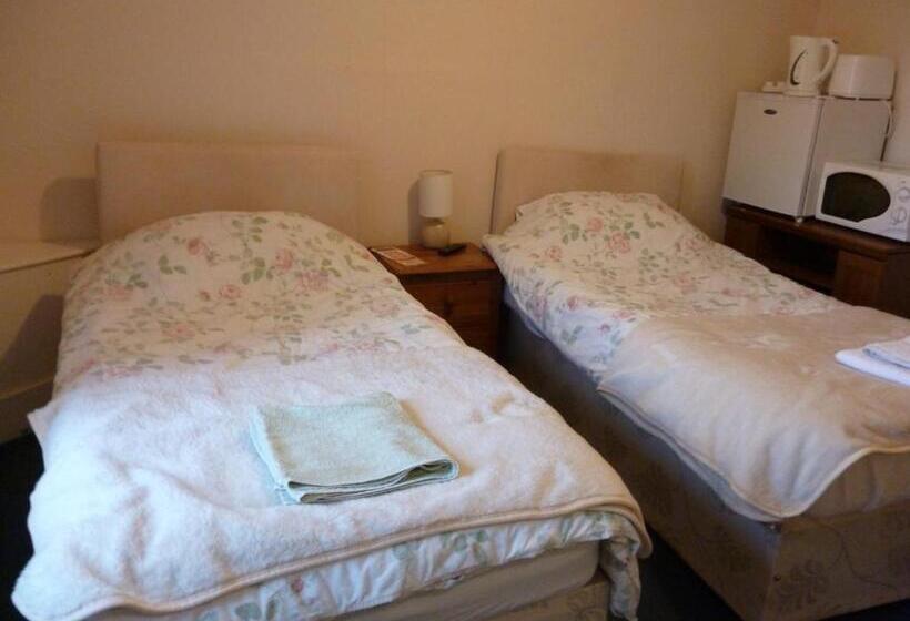 Номер Стандарт, Aberdeen Arms Hotel Tarland