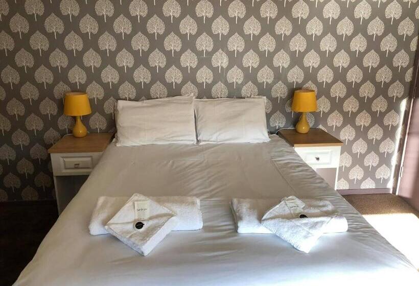 חדר סטנדרט, Minworth Lodge