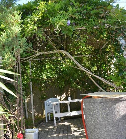 اتاق استاندارد با چشم‌انداز دریا, Tj Guest House