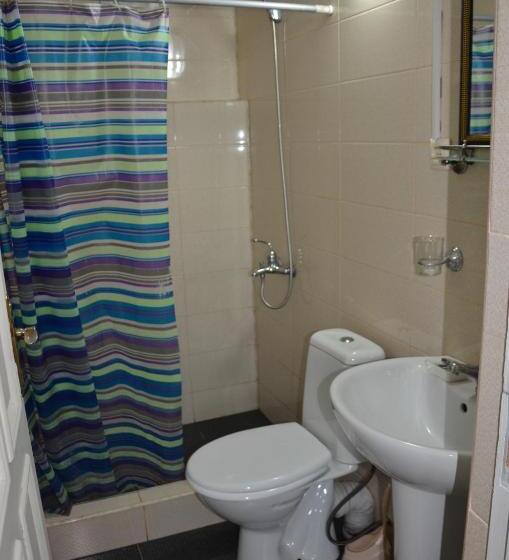 اتاق کلاسیک خانوادگی, Tj Guest House