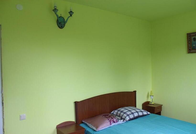 اتاق استاندارد با بالکن, Tj Guest House