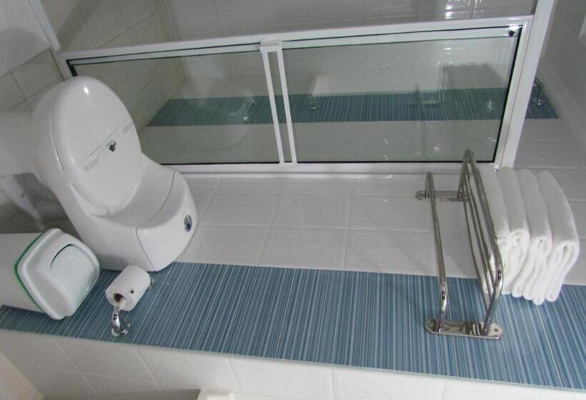 スタンダードルーム, Iraqúa